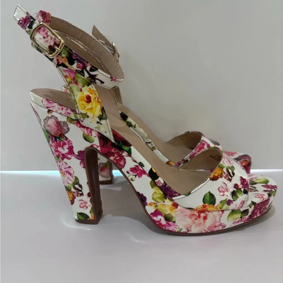 Nicole by Nicole Miller Floral Print Stiletto Heels Size 9M - Picture 2 of 8